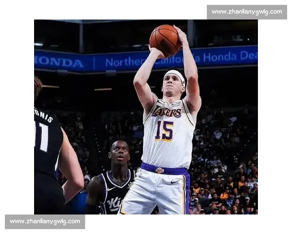 里夫斯 51+11+9 创生涯新高 湖人擒国王获两连胜